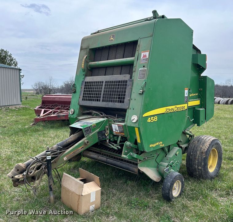 2012 John Deere 458 Silage Special  round baler - ND9404
