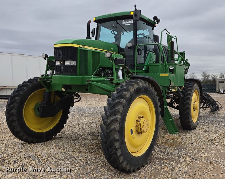 2006 John Deere 4710 sprayer - YA0391