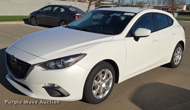 2015 Mazda Mazda 3  - DO7886
