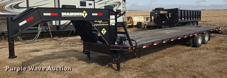 2018 Diamond T 10232DTF equipment trailer - DT7096