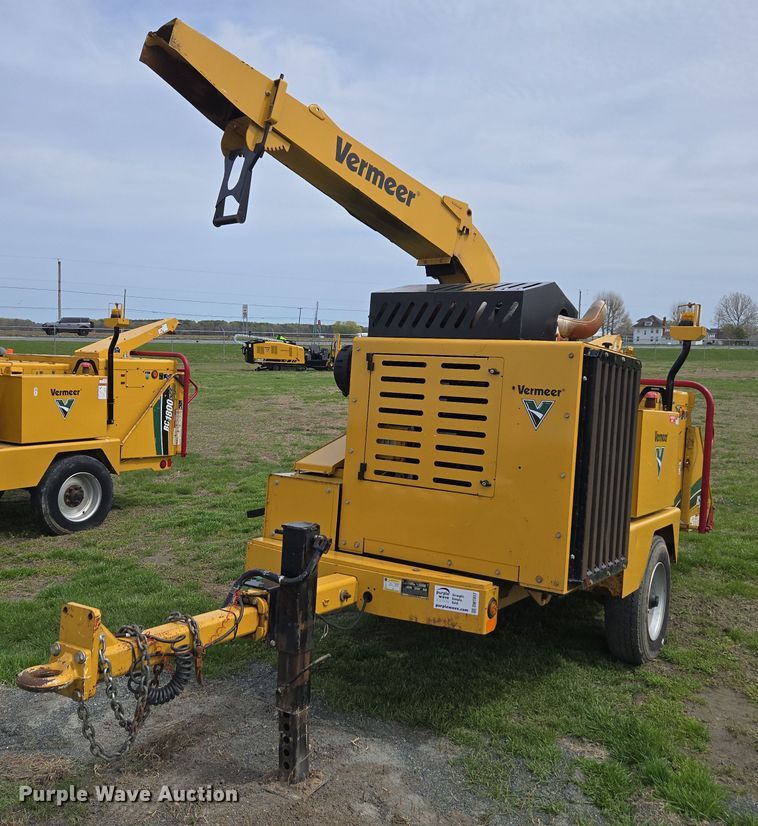 2019 Vermeer BC1800XL wood chipper - DW1917