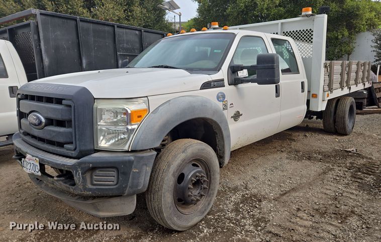 2012 Ford F550 Crew Cab flatbed truck - EC0919