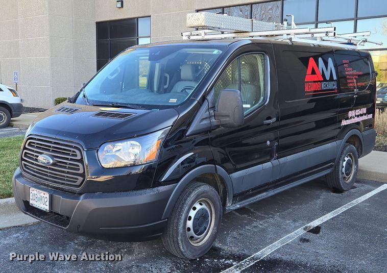 2017 Ford Transit 250 van - EQ6879