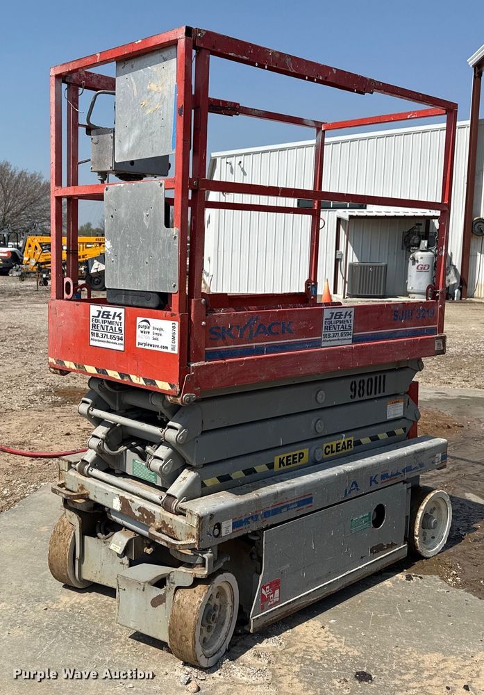 2007 Skyjack SJIII 3219 scissor lift - DM5703