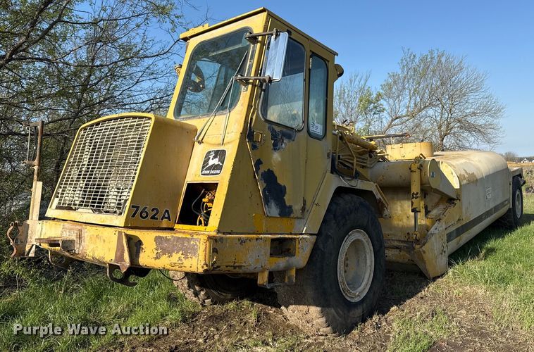 1984 John Deere 762A water wagon - DM5712