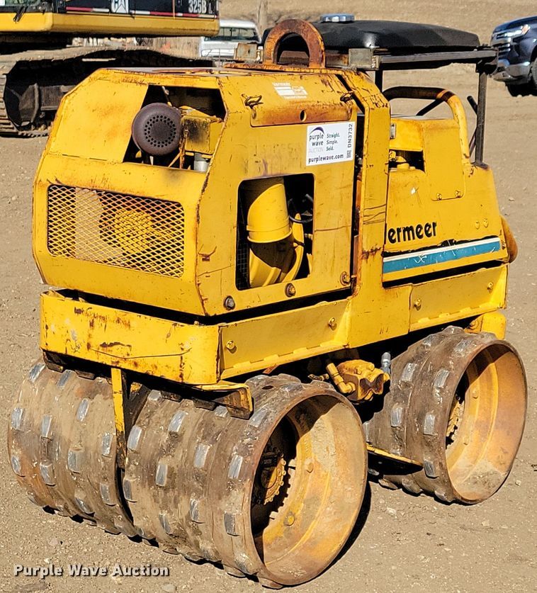 1991 Vermeer TC23-33 trench compactor - DN3732