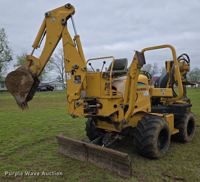 2004 Vermeer RT 650 vibratory cable plow - DS5360