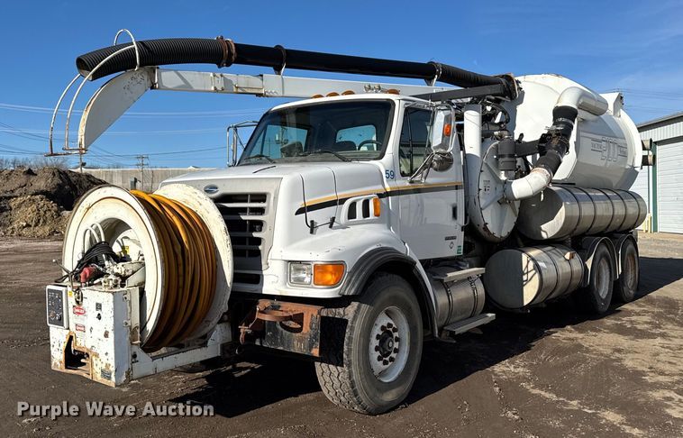 2001 Sterling 3126 sewer jetter truck - DT0544