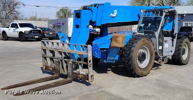 2012 Genie GTH1056 telehandler - DV6735
