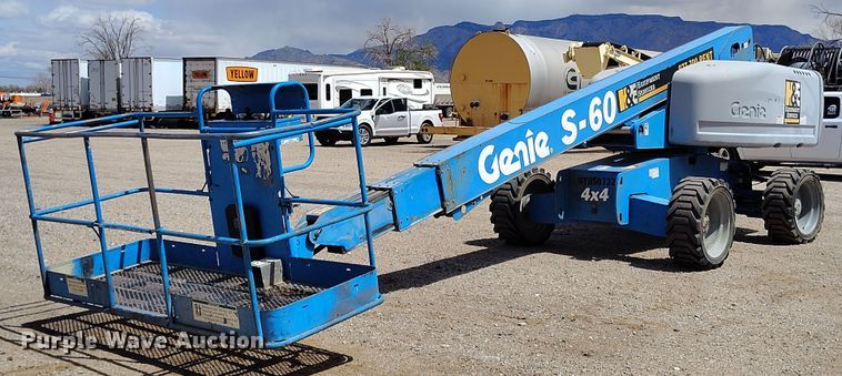 2005 Genie S-60 boom lift - EH0223