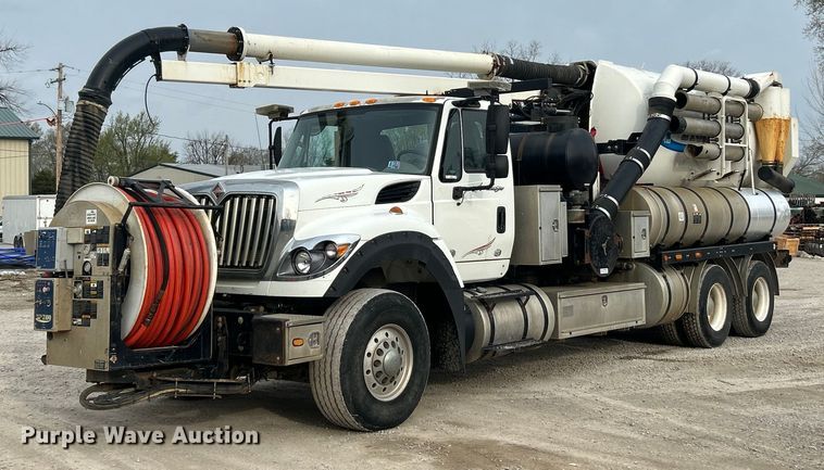 2014 International WorkStar 7600 sewer jetter truck - EK2831