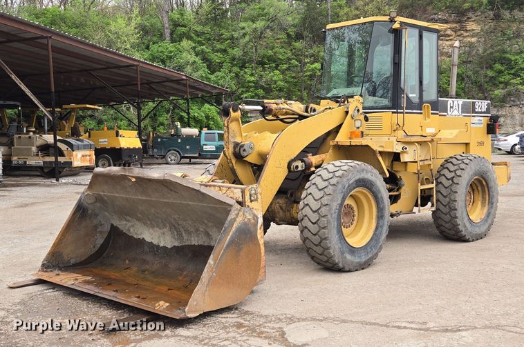 1995 Caterpillar 928F wheel loader - EM7084