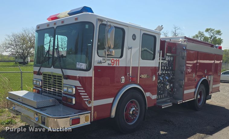 2002 HME pumper fire truck - DO7909