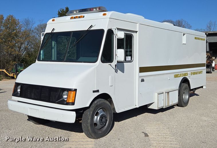 1994 GMC mobile command center vehicle - DP6315