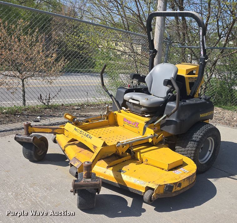 Hustler Super Z Hyperdrive ZTR lawn mower - EK5172