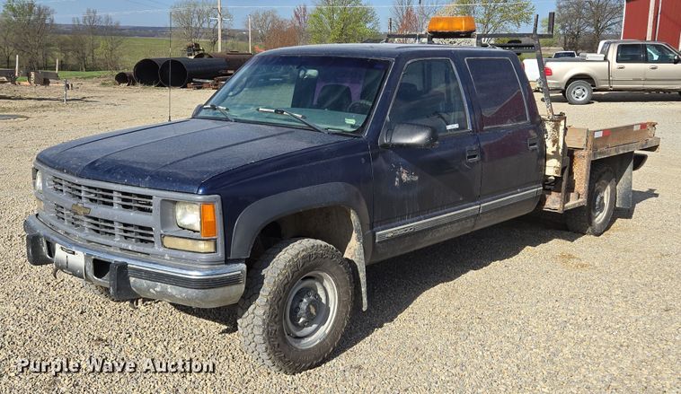 1998 Chevrolet  K3500 Crew Cab flatbed pickup truck - EM7021