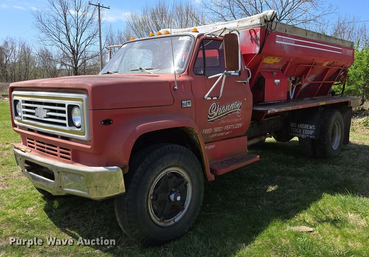 1982 Chevrolet 70 applicator truck - EN3618