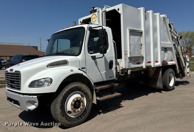 2006 Freightliner Business Class M2 refuse truck - EQ1295