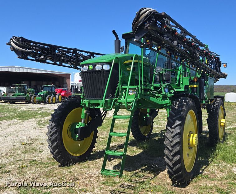 2012 John Deere 4830 sprayer - DE2170