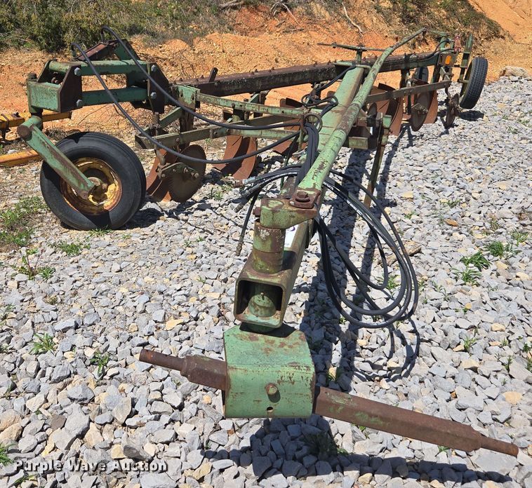 John Deere 2350-24 six bottom plow - DW1922