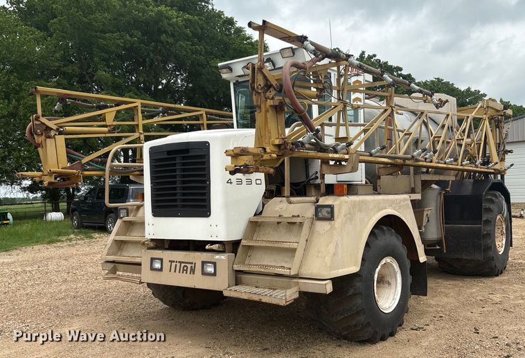 Tyler Titan 4330 sprayer - DY2463