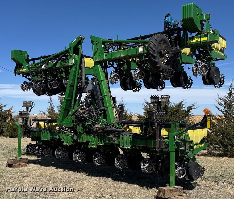 John Deere 1720 planter - EG6388