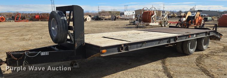 1977 Belshe equipment trailer - DT7071