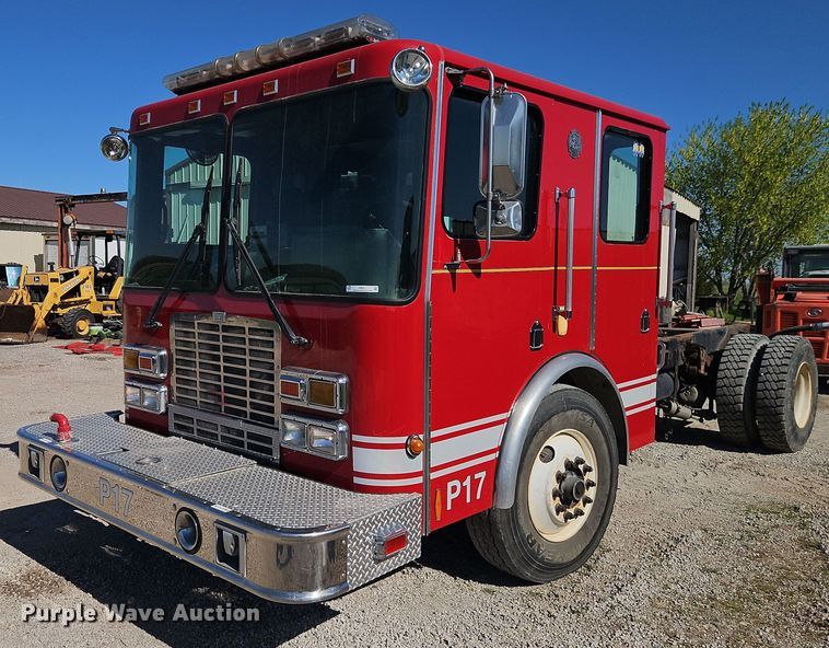2006 HME 4465 900 cab and chassis - EI8951