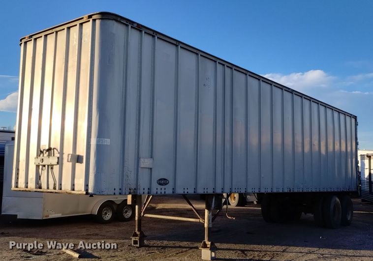 1968 Strick dry van trailer - YA0159