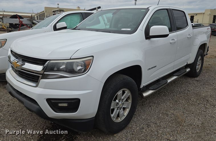 2017 Chevrolet Colorado Crew Cab pickup truck - EO0692