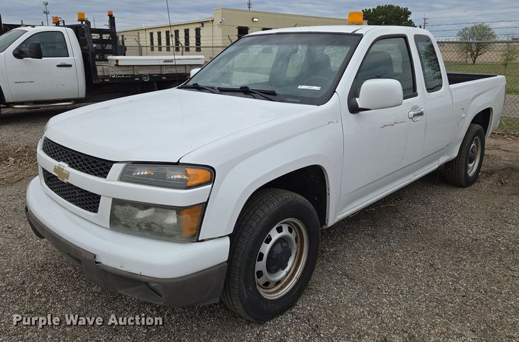 2010 Chevrolet  Colorado  Ext. Cab pickup truck - EO0696