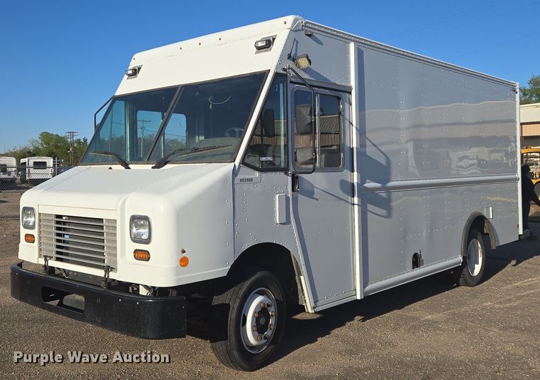 2015 Freightliner  delivery van - EO0733