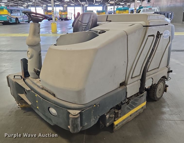 Condor  XL floor scrubber  - EO0750