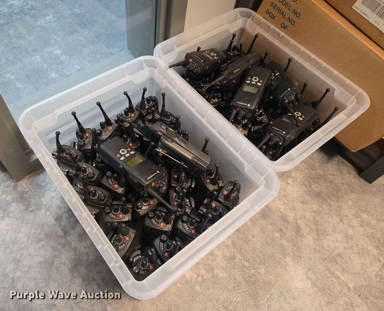 Approximately 150 Motorola radios - EO0783