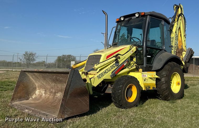 2001 New Holland LB75B backhoe - EQ1314