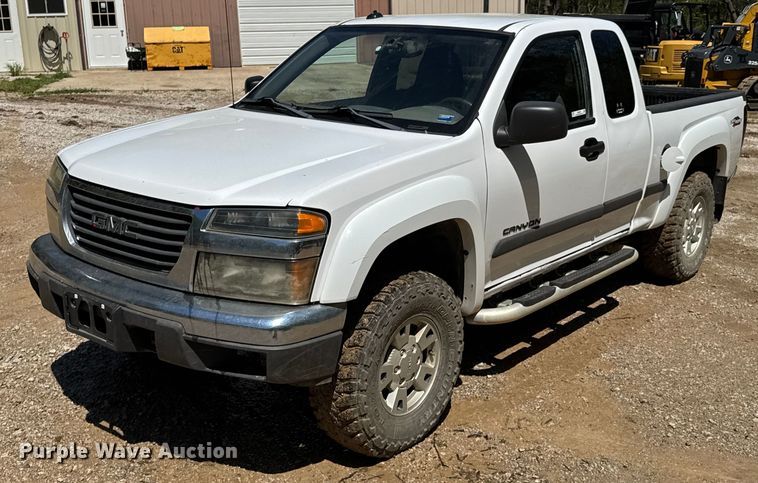 2004 GMC Canyon Ext. Cab pickup truck - DO0934
