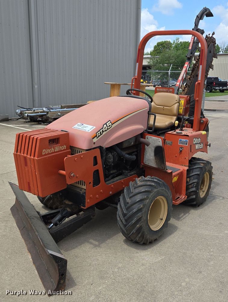 2011 Ditch Witch RT45 trencher - DT4829