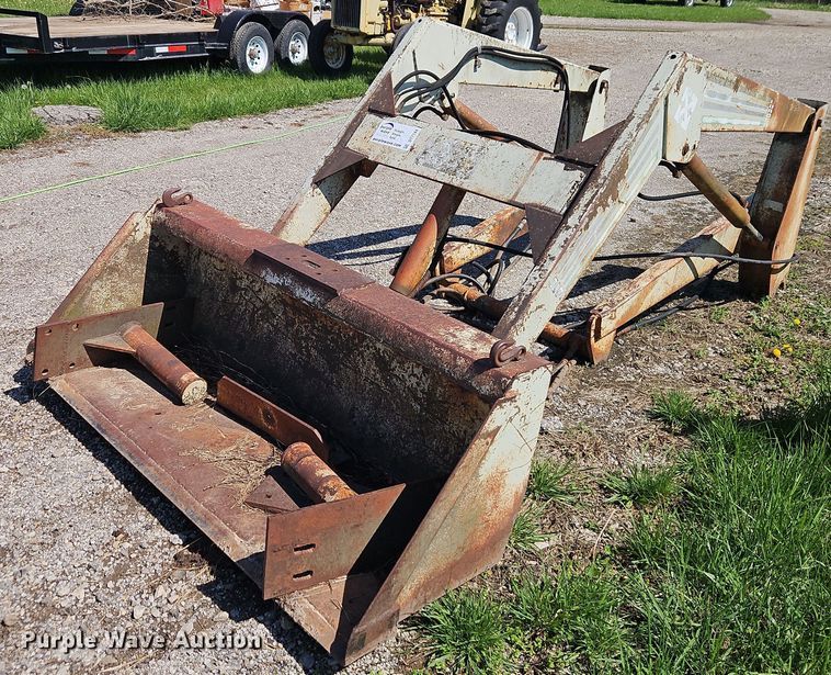 Farmhand 22 Loader loader bucket - DT7744
