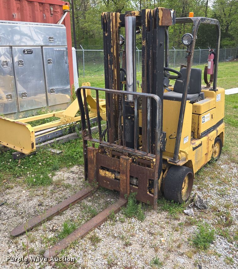 Caterpillar  T45C forklift - DW1925
