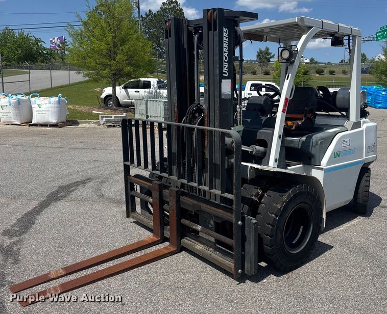 2016 UniCarriers PF80YLP forklift - EC3544