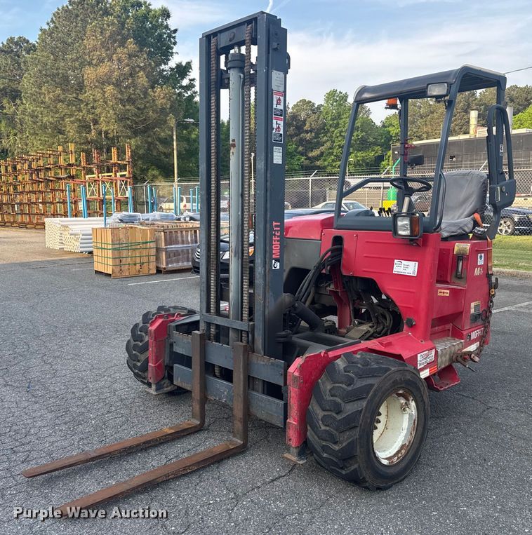 2011 Moffett M55 forklift - EC3549