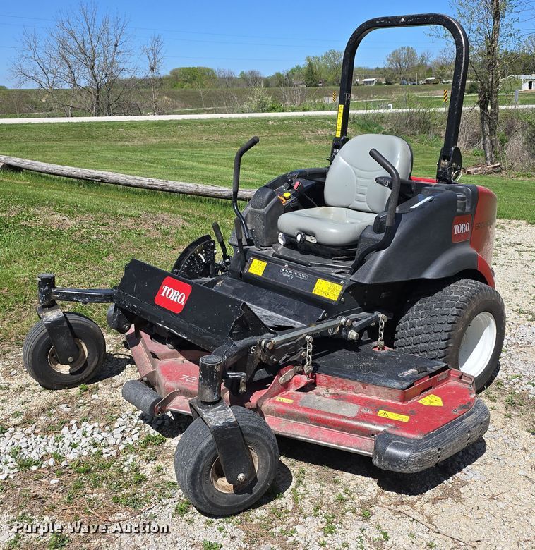 Toro Groundsmaster 7210 ZTR lawn mower - EH8916