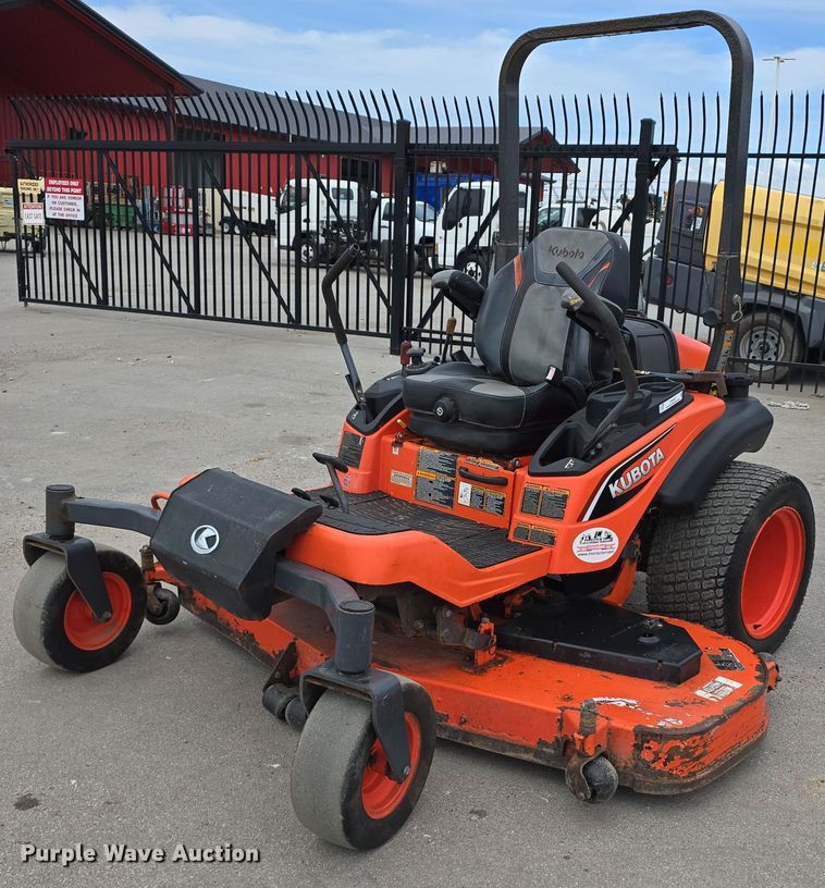 2019 Kubota ZD1211L ZTR lawn mower - EH8947
