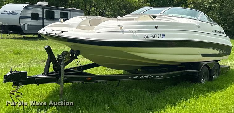2006 Glastron DX235 boat - EJ8691