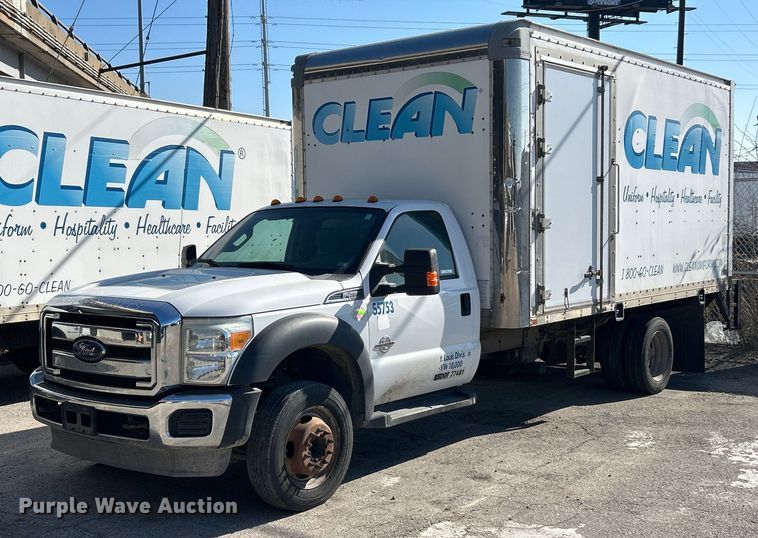 2013 Ford F550 Super Duty XLT box truck - EK2736