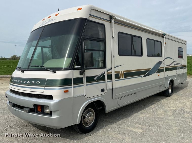 1996 Winnebago Adventure RV - EN4512