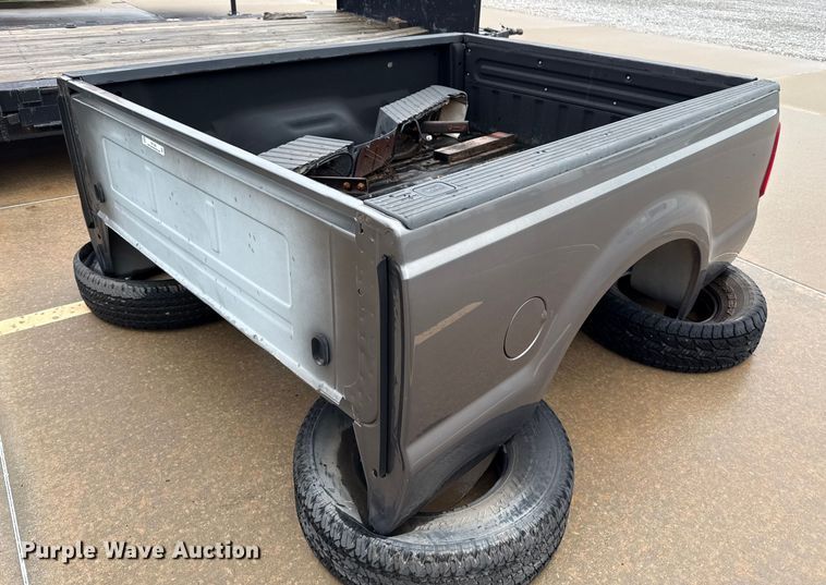 Ford F250 Super Duty  pickup truck bed - ER1080