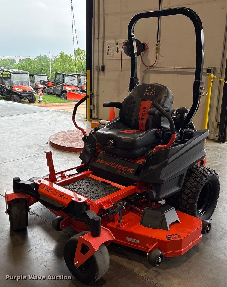 2024 Bad Boy Maverick HD ZTR lawn mower - ND9704