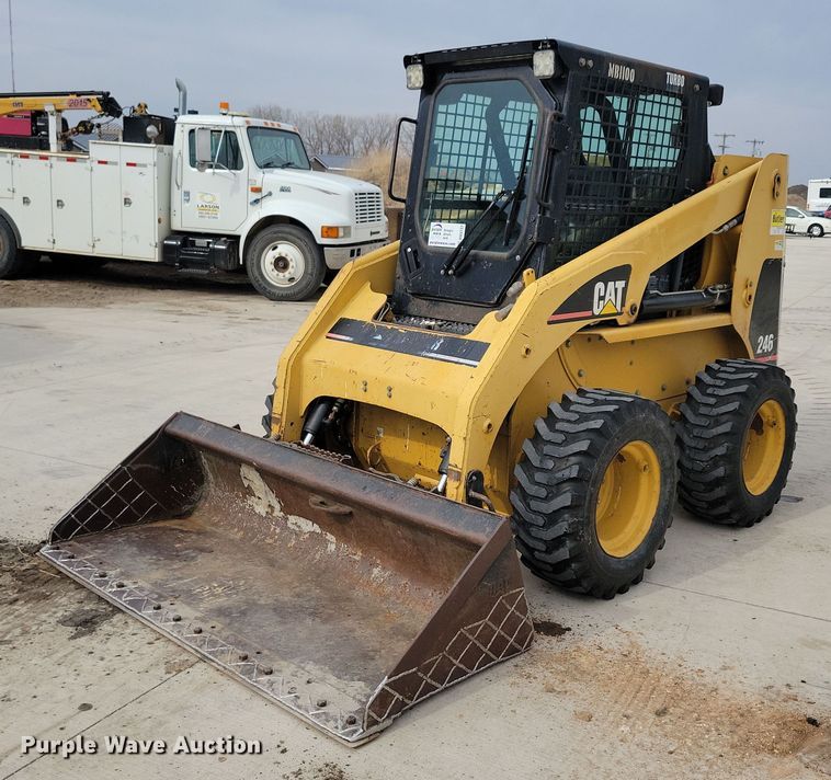 1999 Caterpillar 246 skid steer loader - DN3737