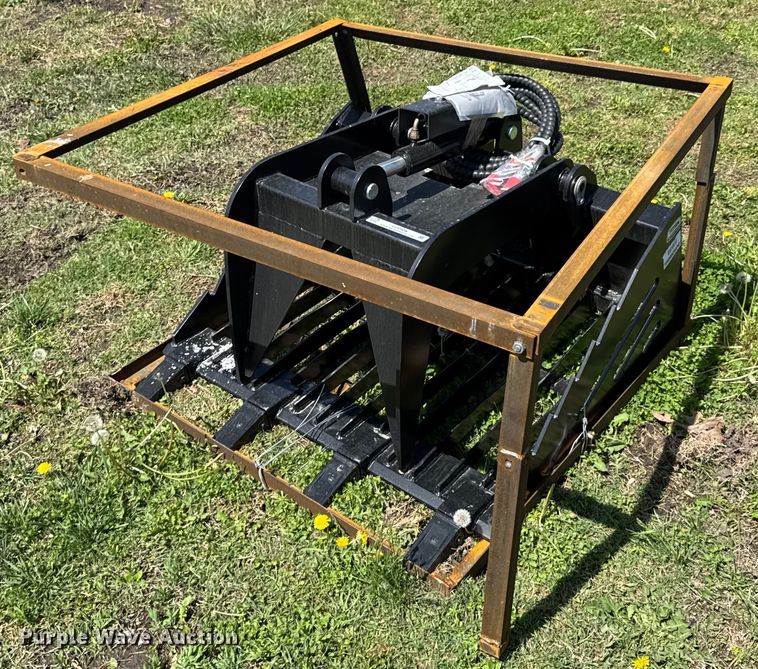 Titan skid steer grapple bucket - DO0938